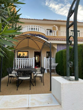 Prestigious Dona Pepa 2 Urbanisation with Shared Pool, Quesada